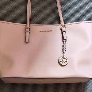 Michael Kors Jet Set Travel XL Saffiano Leather Top-Zip Tote Bag Powder Blush